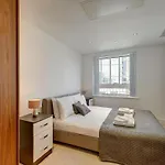 Serviced Apartment By Cloud Apartments